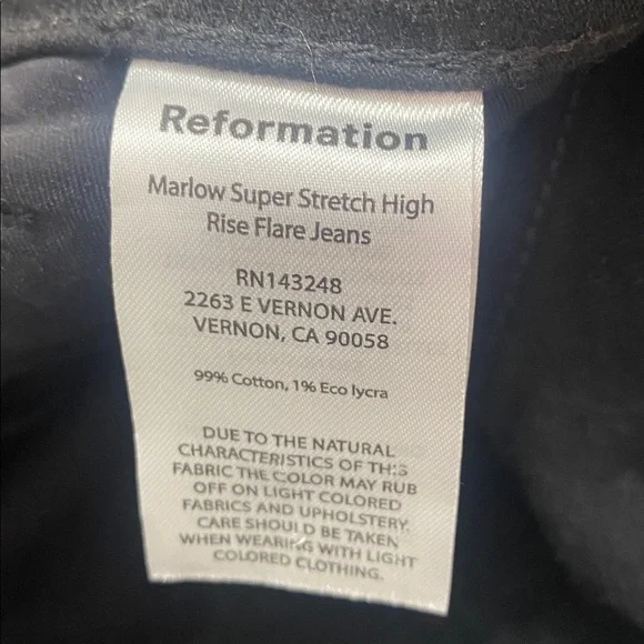 NWT REFORMATION Marlow Super Stretch High Rise Flare
Jeans - Picture 8 of 10